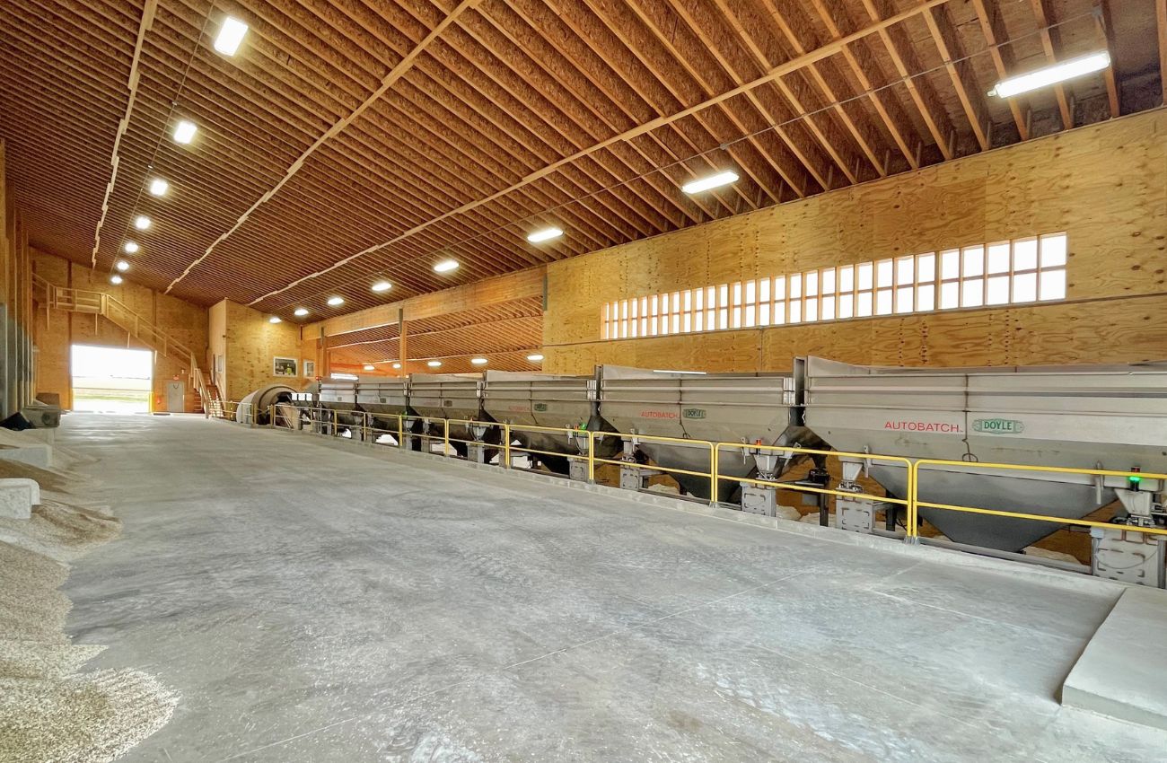 Autobatch hoppers inside dry fertilizer storage building at Conserv FS Waterman, Illinois