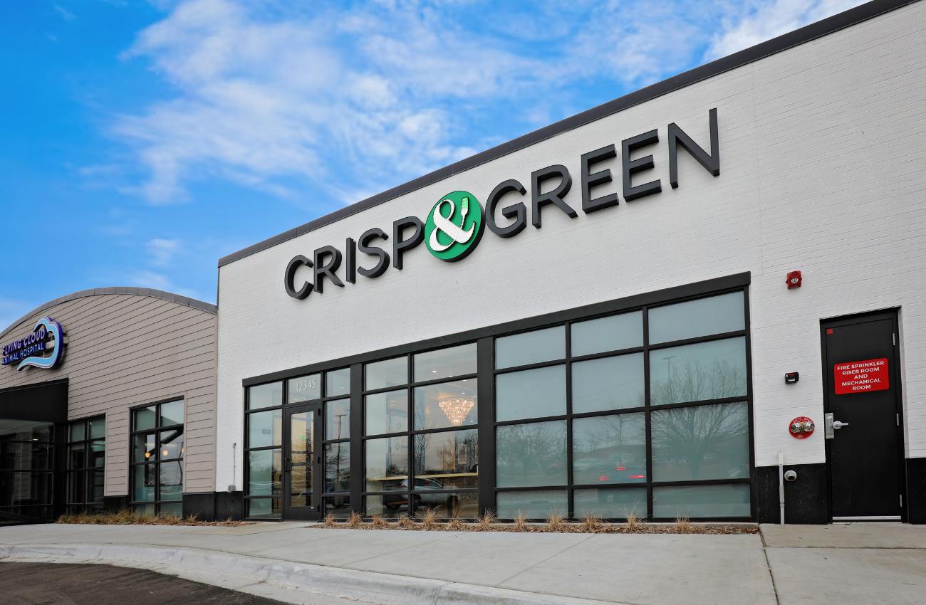 crisp and green restaurant build out